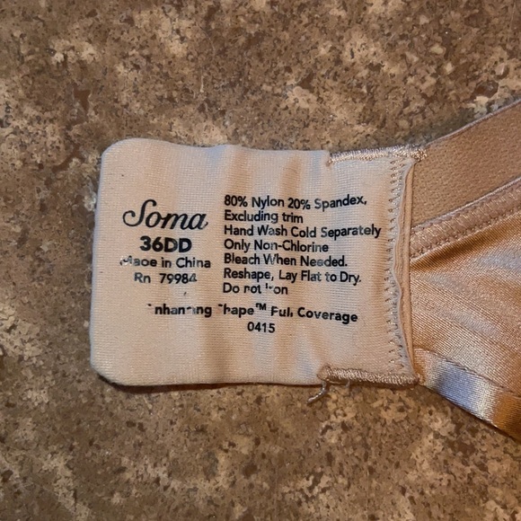 Soma nude bra 36DD - Picture 3 of 3